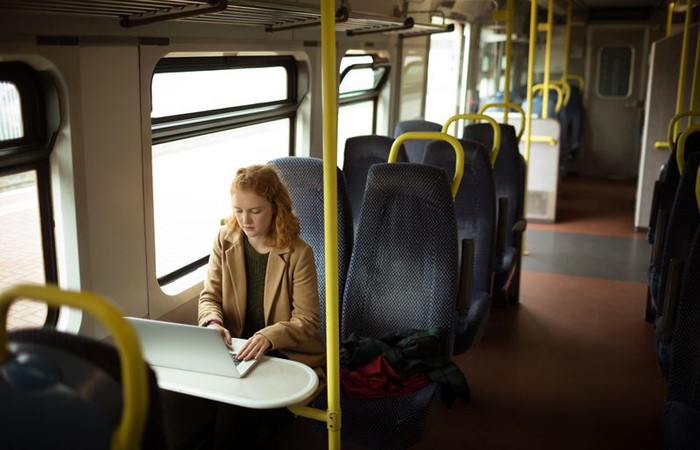 Seven steps to make travel to scientific conferences more sustainable