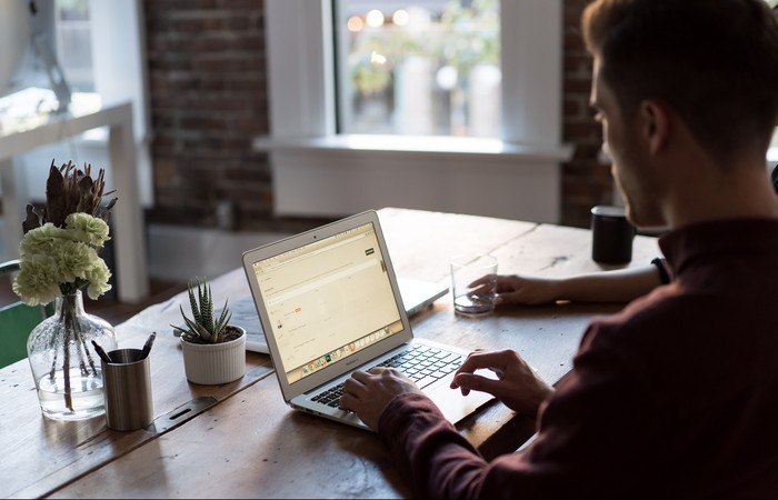 7 Essential Tips for Working From Home